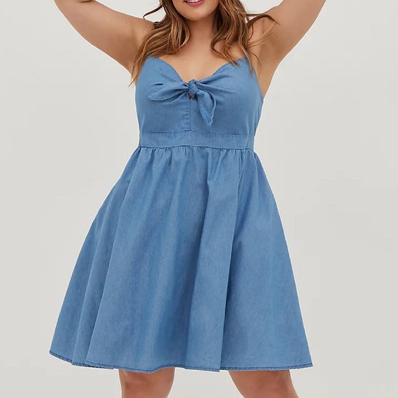 torrid Dresses & Skirts - Torrid Tie-Front Skater Dress - Chambray Blue Size 4